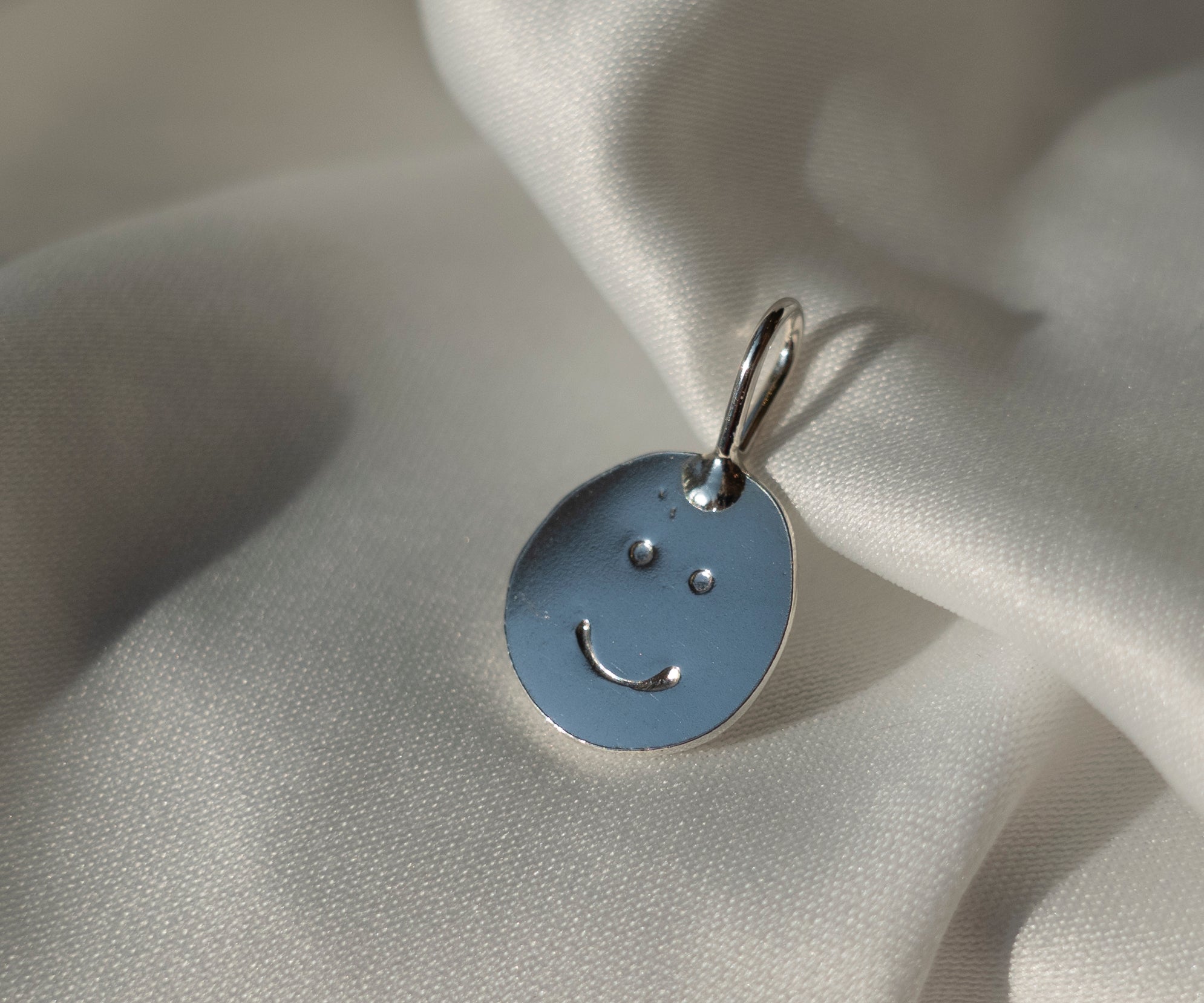 MIXED FEELINGS – Anhänger aus recyceltem Sterling Silber