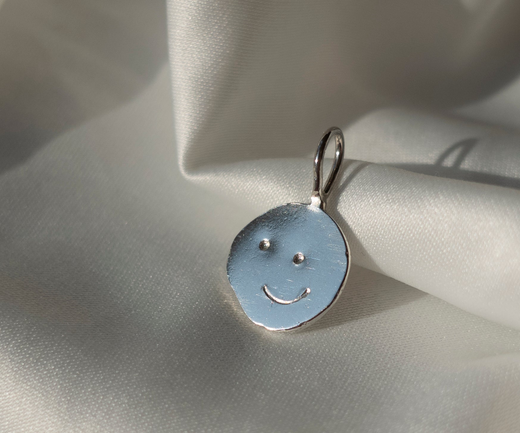 MIXED FEELINGS – Anhänger aus recyceltem Sterling Silber