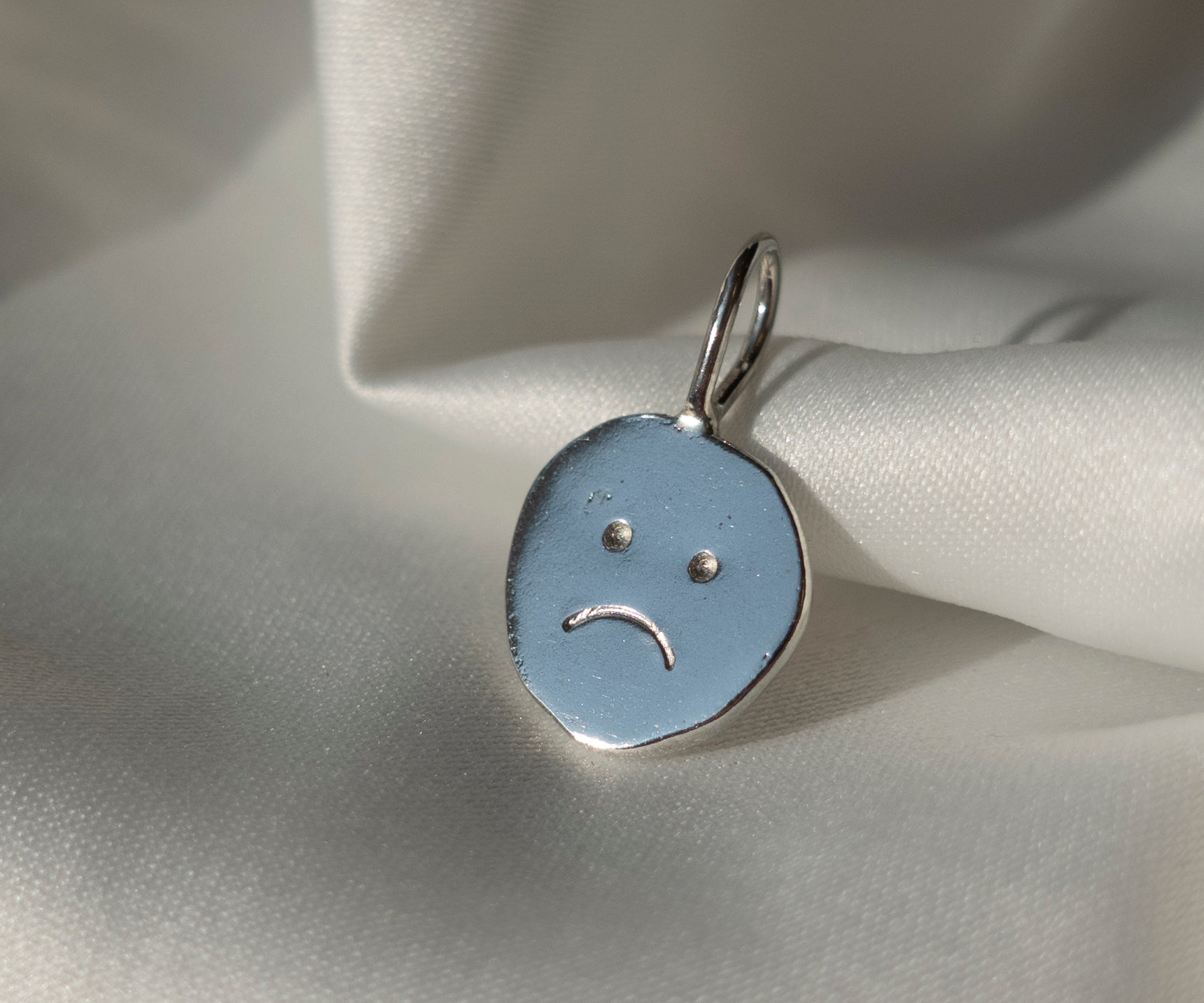 MIXED FEELINGS – Anhänger aus recyceltem Sterling Silber