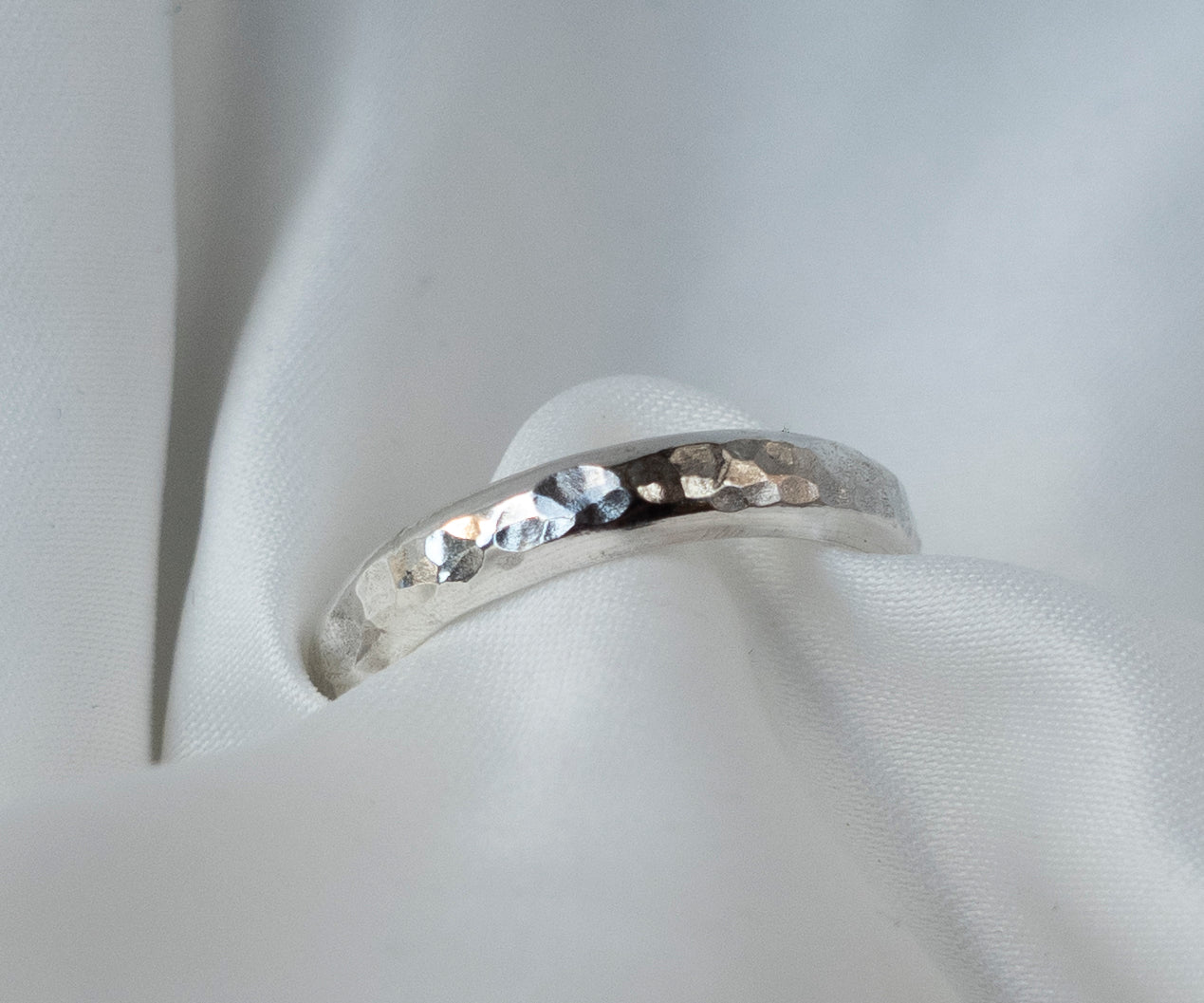 YETTA BOLD – gehämmerter Ring