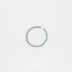 NIKA THIN – Ring mit grünen Steinen