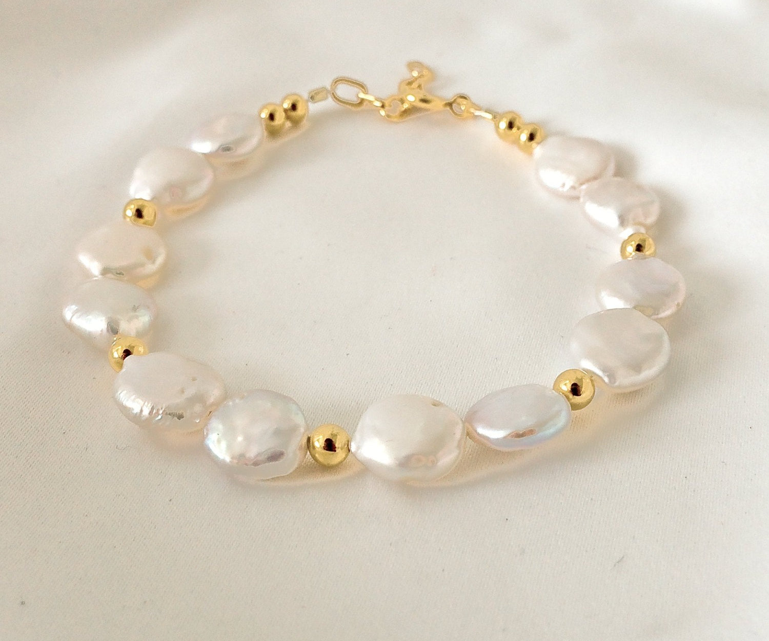 AURORA – Armband mit Perlen