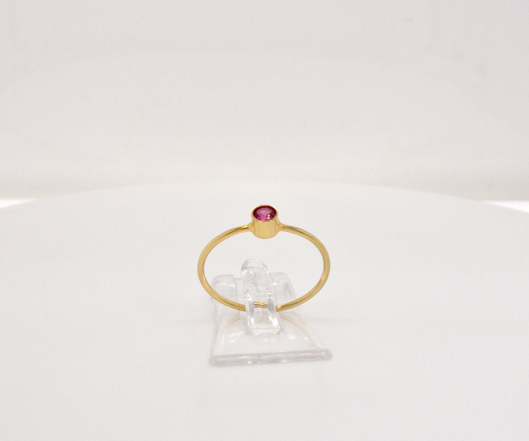 COSIMA MINI – Ring mit synthetischem Rubin